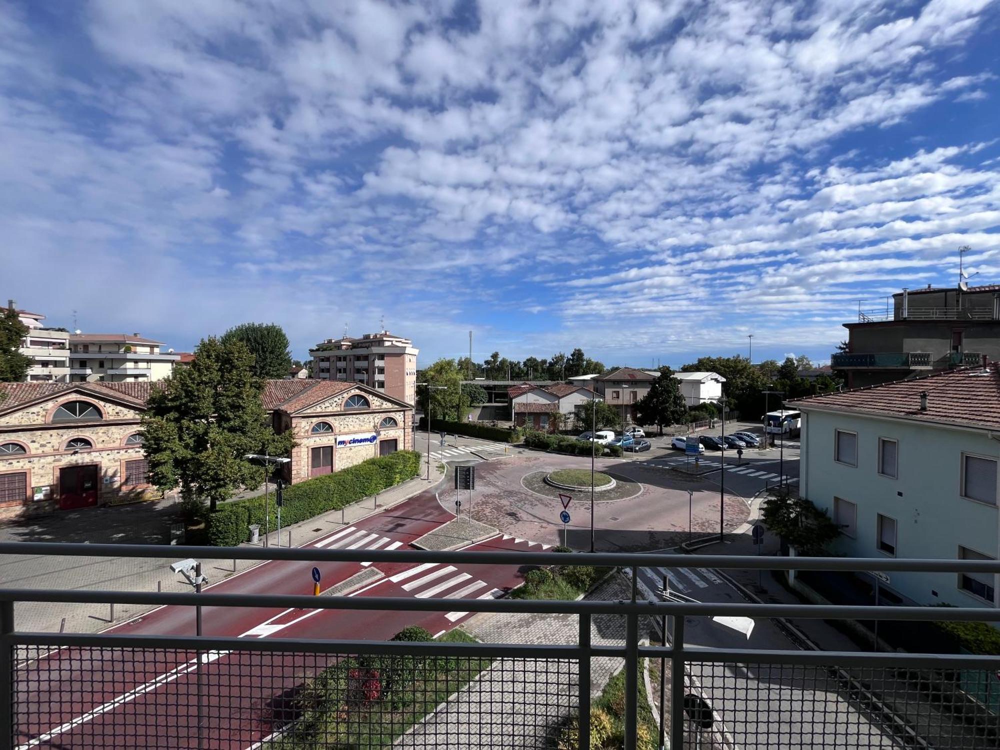 Dealuna Motel フィデンツァ エクステリア 写真
